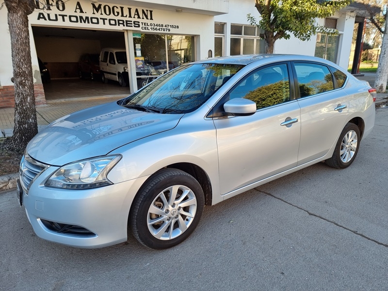 Nissan Sentra 1.8 Advance Pure Drive 4P Mogliani Automotores